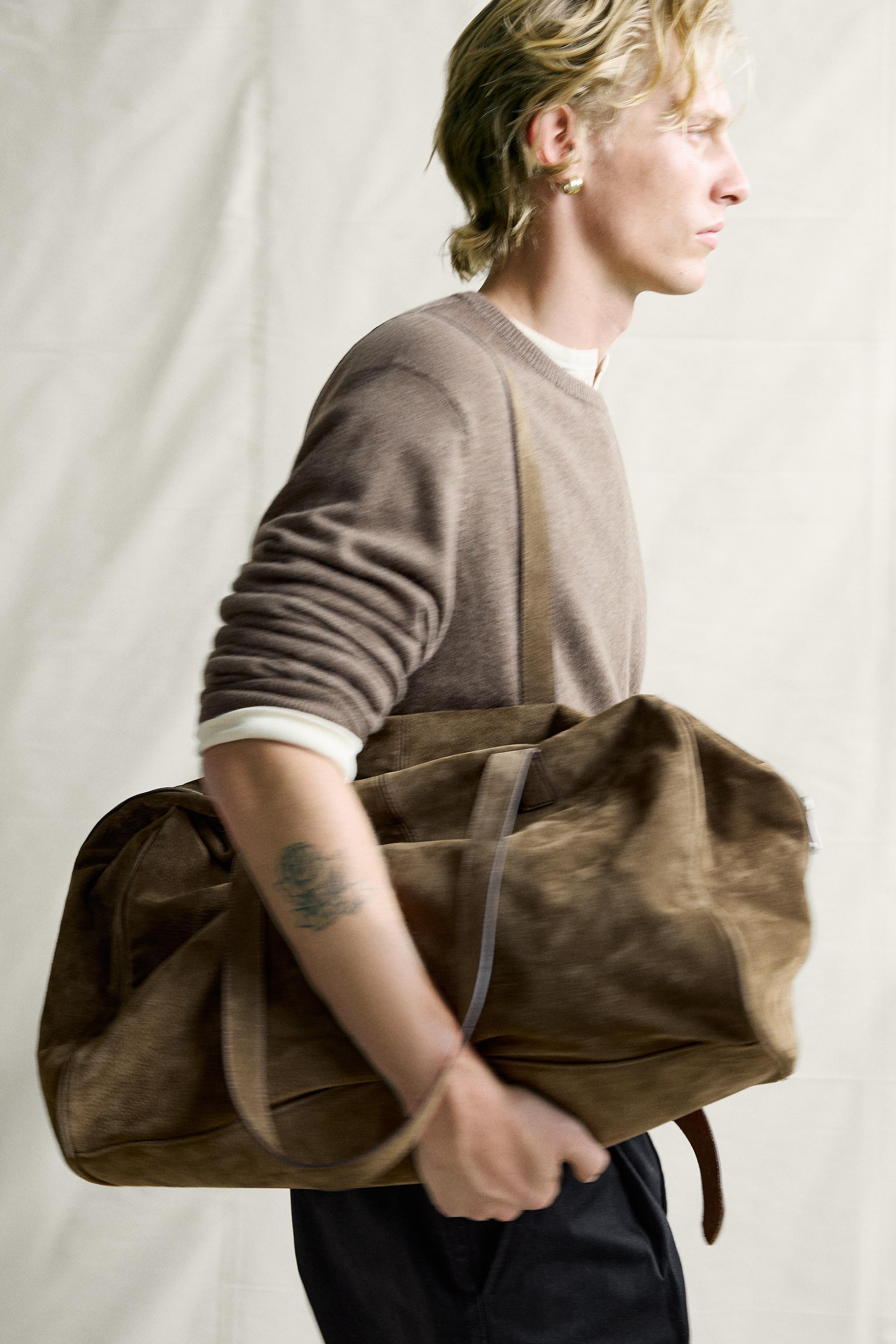 LEATHER TRAVEL BAG